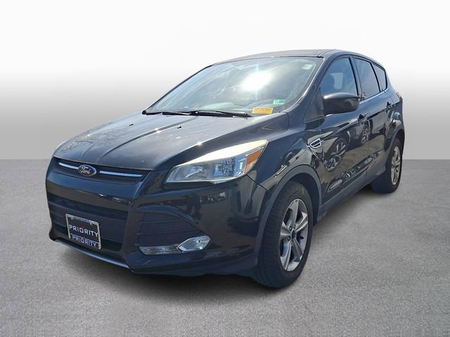 Used 2015 Ford Escape SE image 1