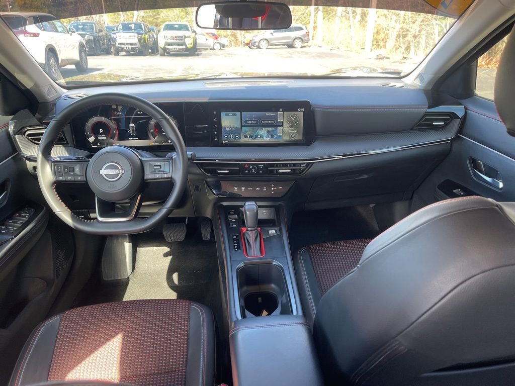 Certified 2025 Nissan Kicks SR image 25