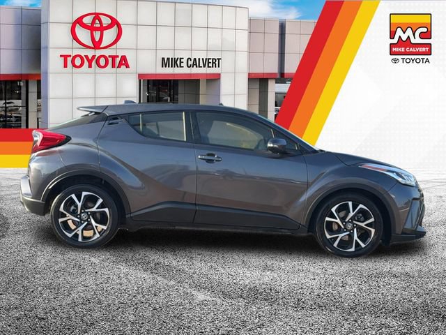 Used 2020 Toyota C-HR XLE FWD image 6