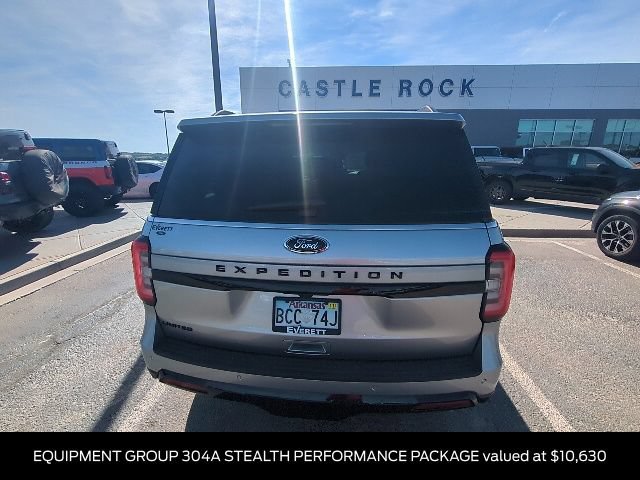 Certified 2024 Ford Expedition Limited RWD image 3