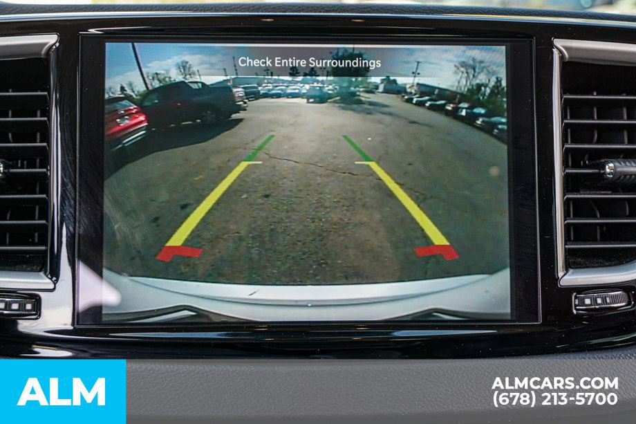 Used 2024 Chrysler Pacifica Touring-L FWD image 41