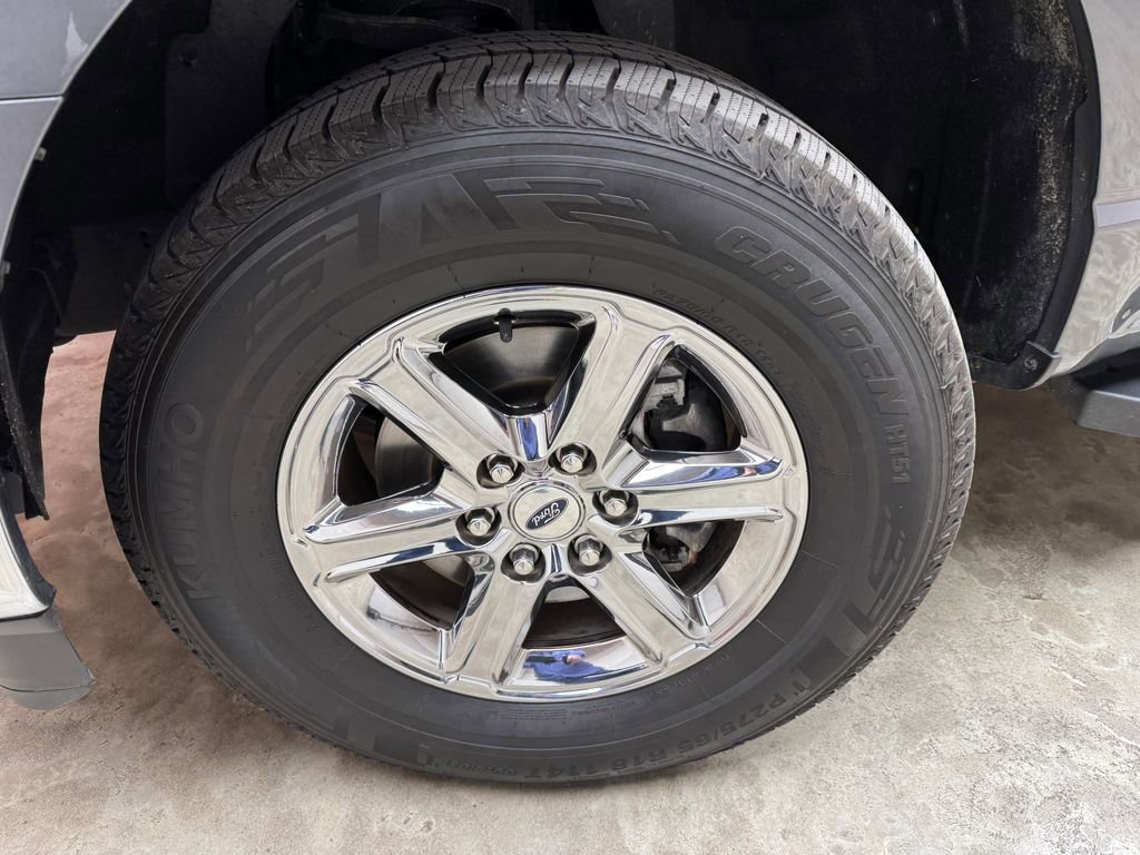Used 2024 Ford F150 XLT w/ Equipment Group 302A MID image 32