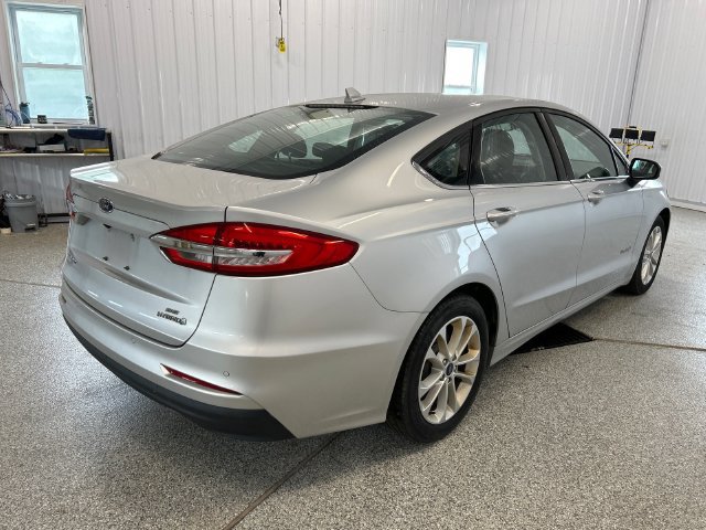 Used 2019 Ford Fusion SE FWD image 6
