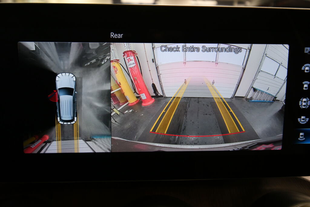 Used 2021 Mercedes-Benz GLC 300 4MATIC image 19