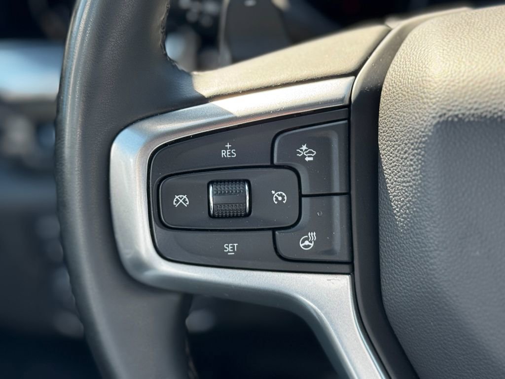 Used 2025 Chevrolet Silverado 1500 LTZ w/ LTZ Premium Package image 9