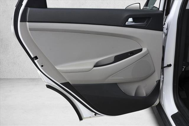 Used 2017 Hyundai Tucson SE image 21