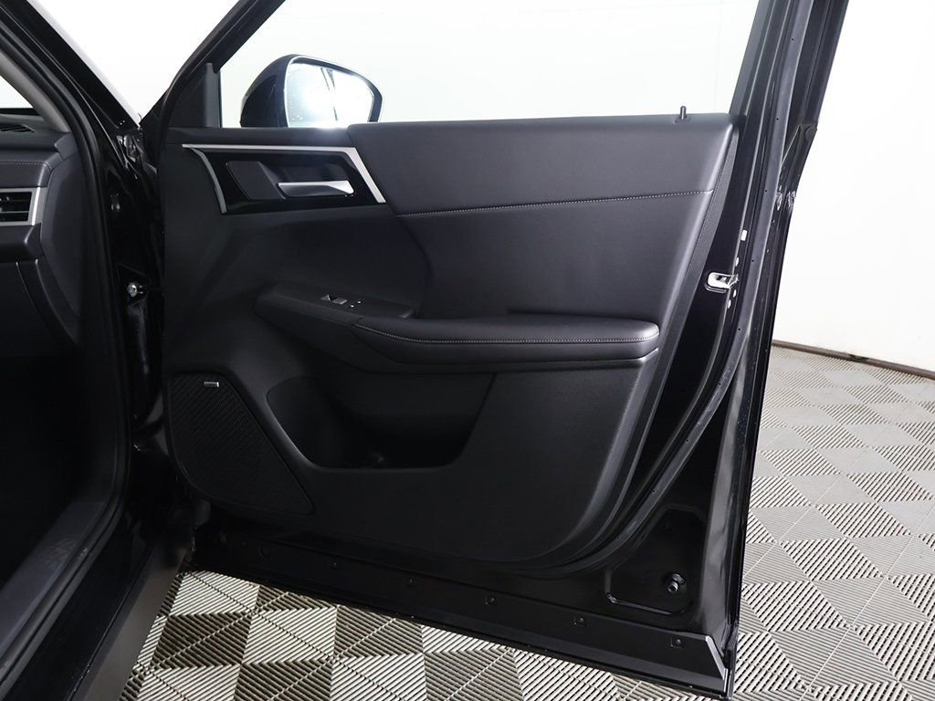 New 2026 Mitsubishi Outlander SE FWD image 23
