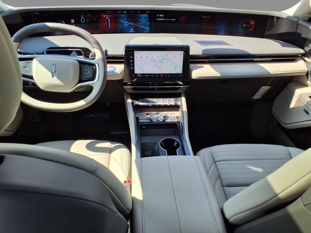 New 2025 Lincoln Nautilus Reserve w/ Jet Appearance Package AWD/4WD image 13