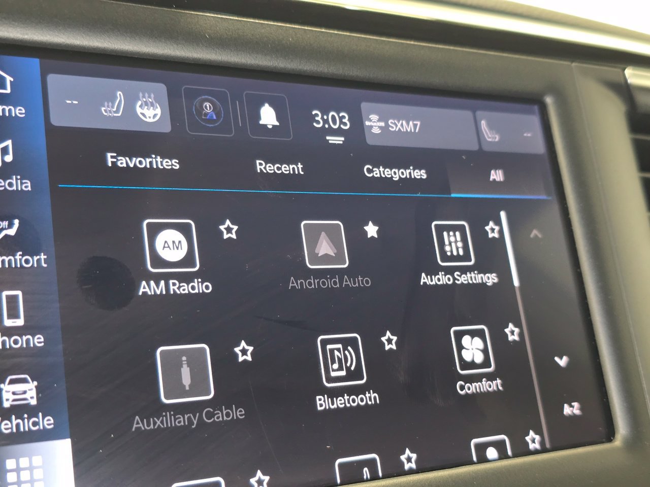 Used 2023 Chrysler Voyager LX FWD image 18