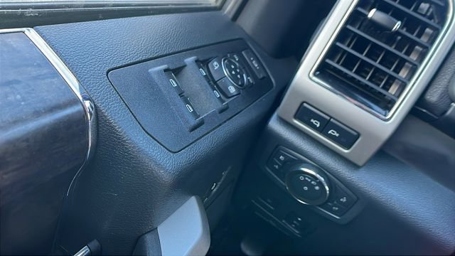 Used 2022 Ford F250 Lariat w/ Lariat Ultimate Package image 37