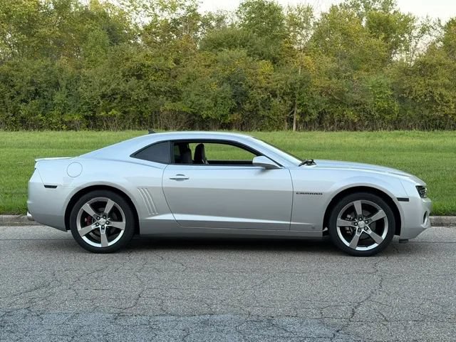 Used 2010 Chevrolet Camaro LT w/ RS Package RWD image 14