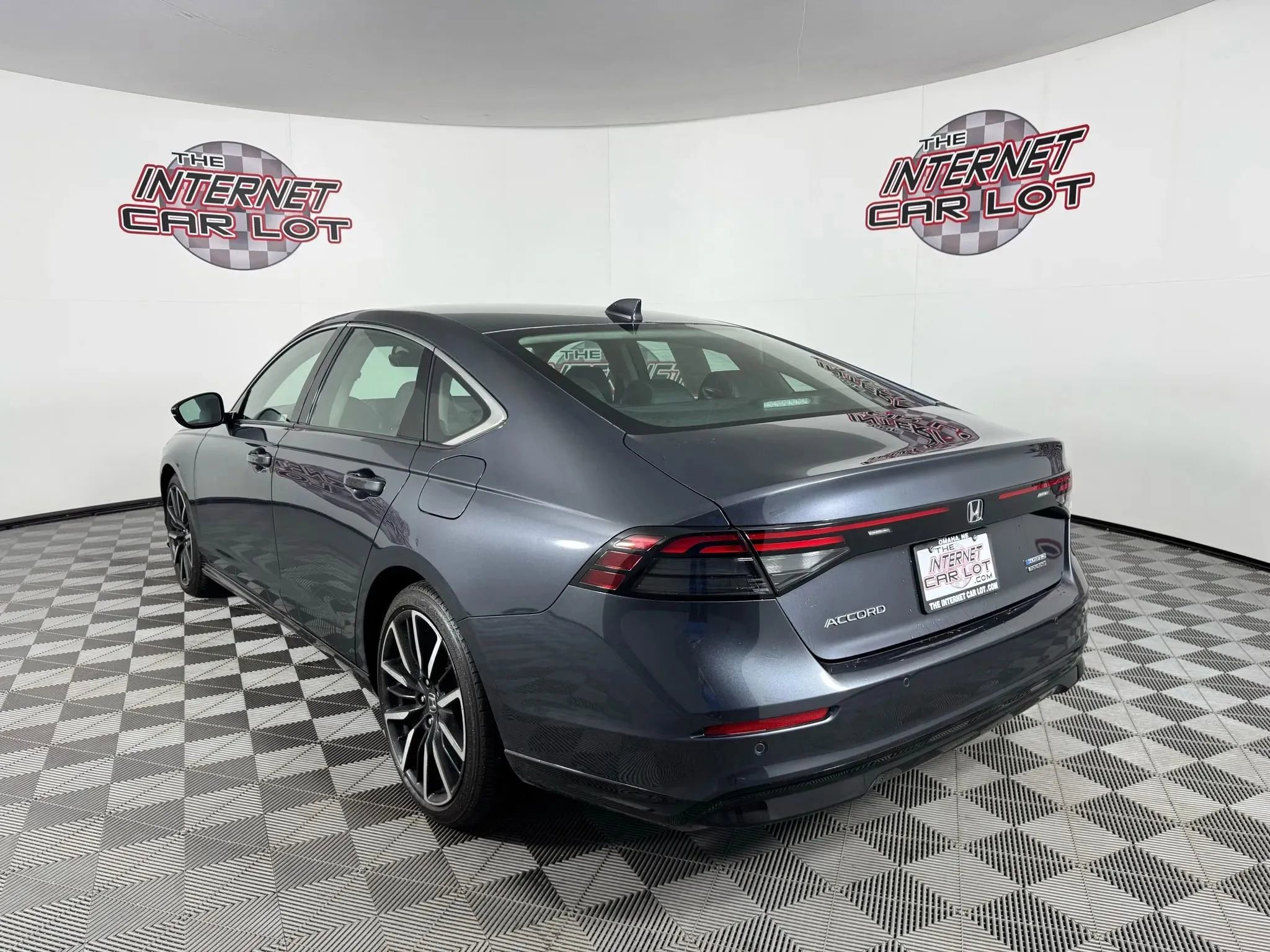 Used 2023 Honda Accord Touring image 5