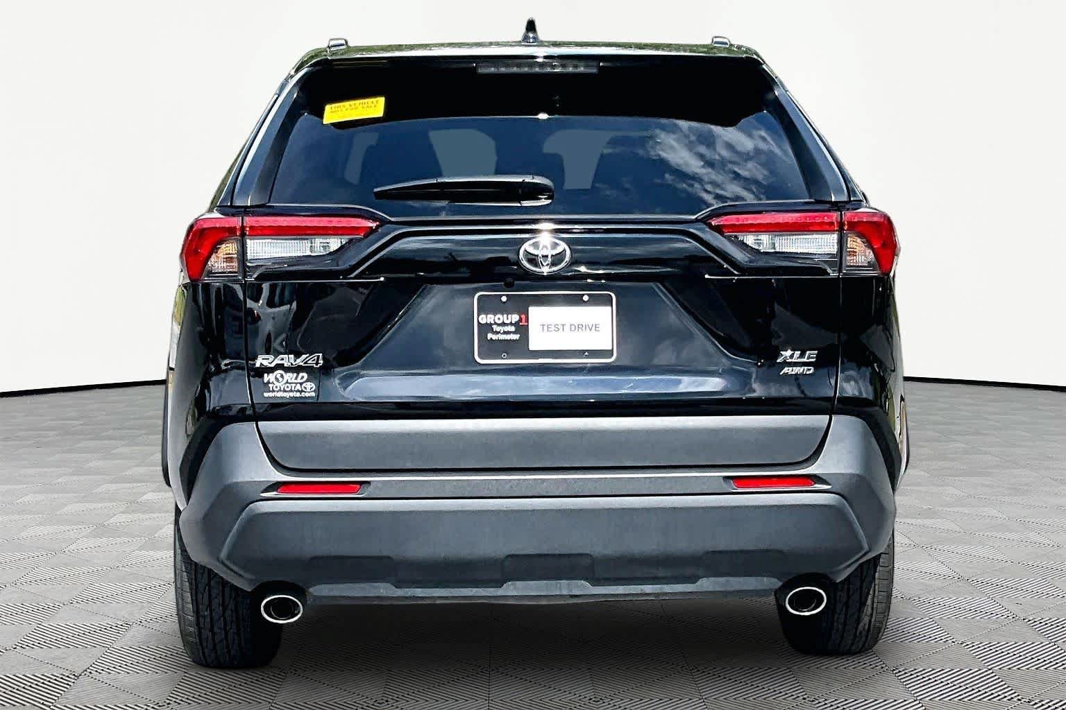Certified 2025 Toyota RAV4 XLE AWD/4WD image 5