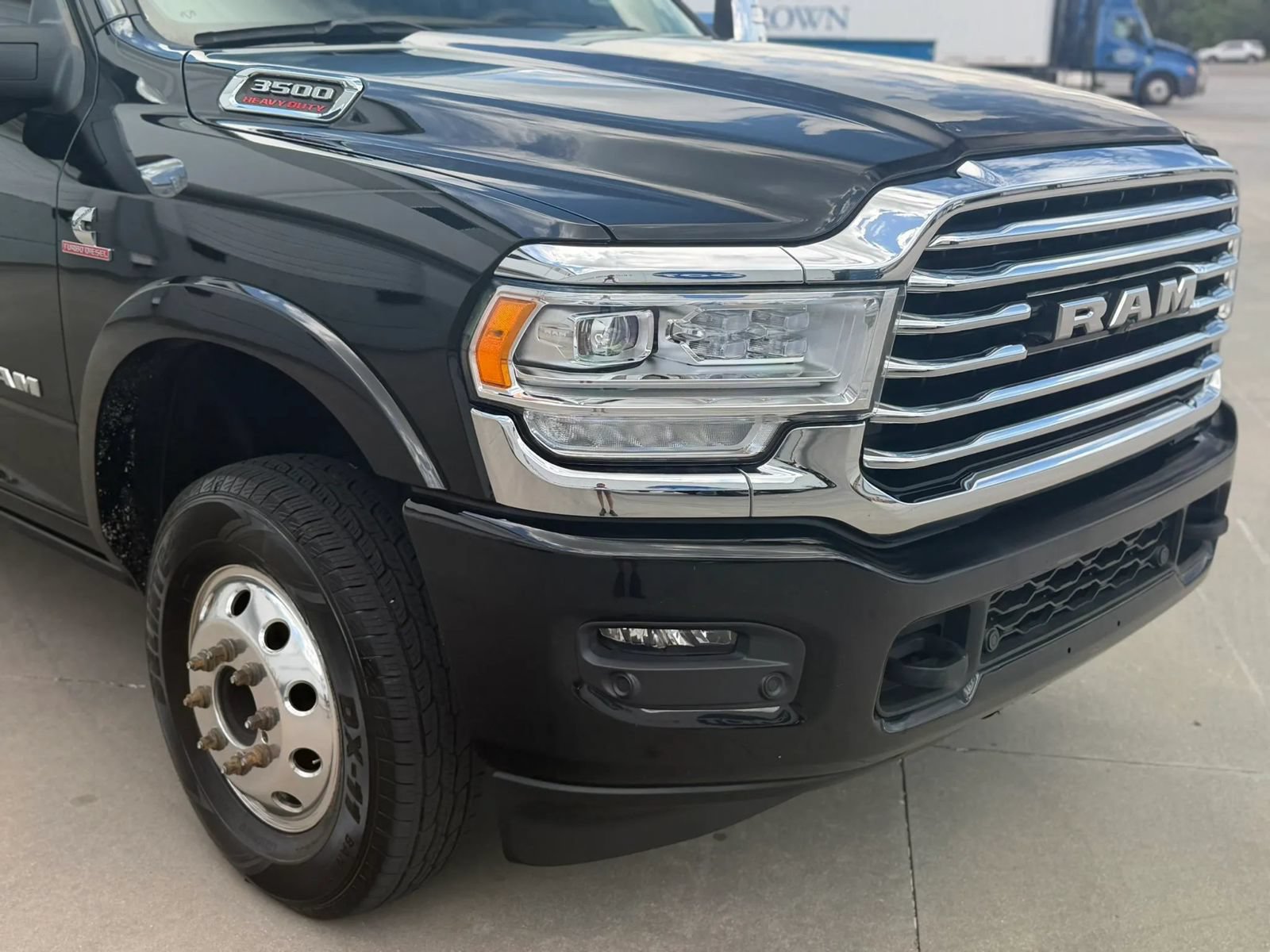 Used 2023 RAM 3500 Limited AWD/4WD image 5