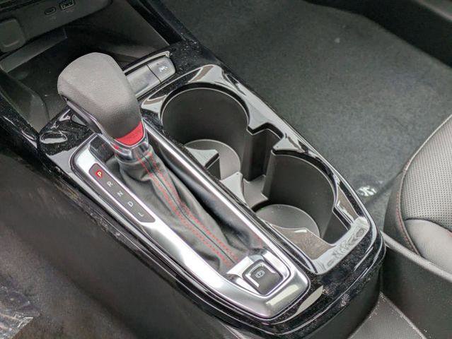 New 2026 Chevrolet Trax RS w/ Sunroof Package FWD image 17