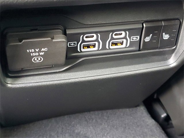 New 2025 Jeep Grand Cherokee Limited w/ Trailer Tow Package image 12