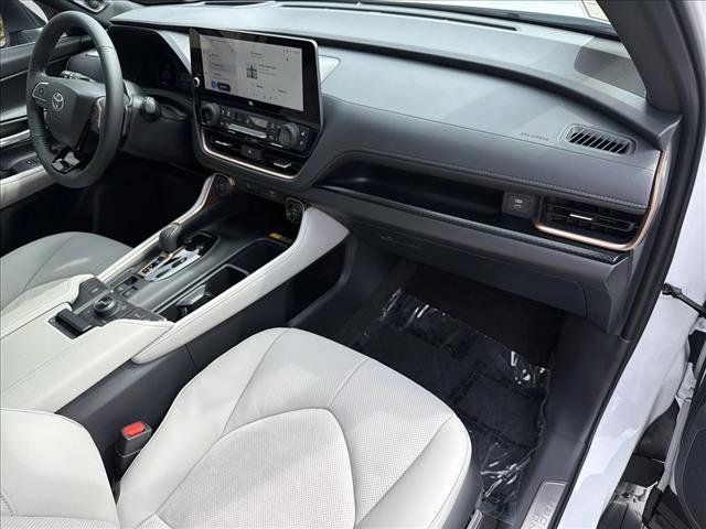 New 2026 Toyota Grand Highlander AWD Hybrid image 27
