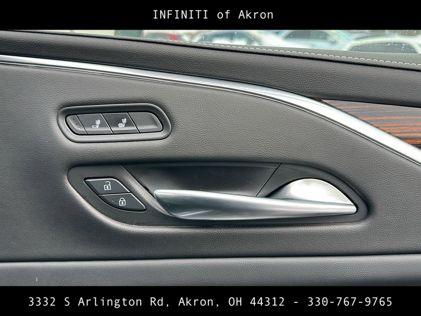 Used 2022 Cadillac Escalade Luxury image 22