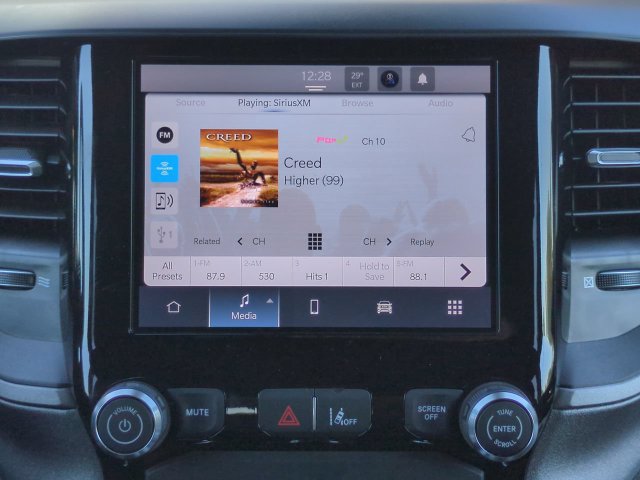 New 2027 RAM 1500 Express AWD/4WD image 18
