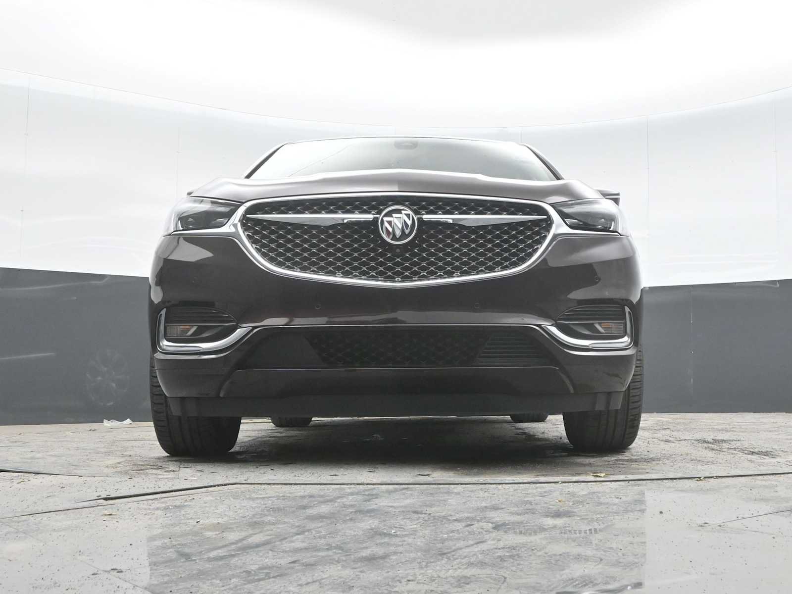 Used 2020 Buick Enclave Avenir w/ Avenir Technology Package AWD/4WD image 48