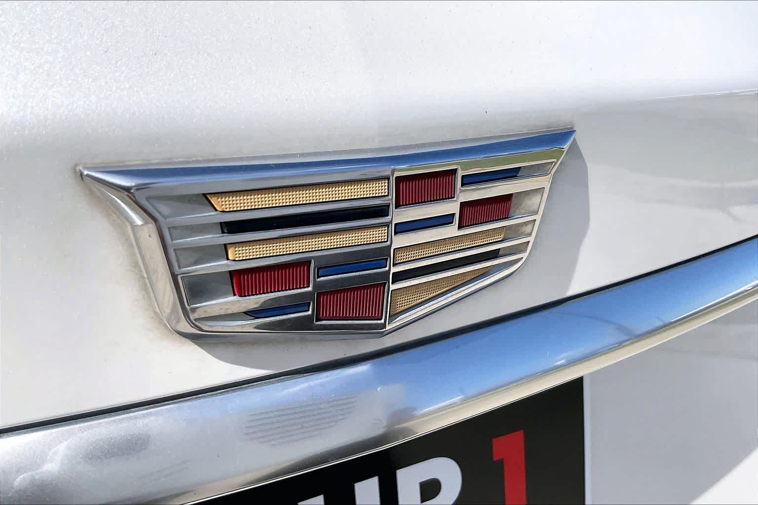 Used 2024 Cadillac XT6 Luxury FWD image 31