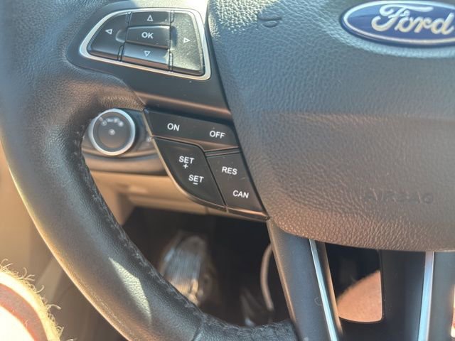 Used 2018 Ford Escape Titanium image 25