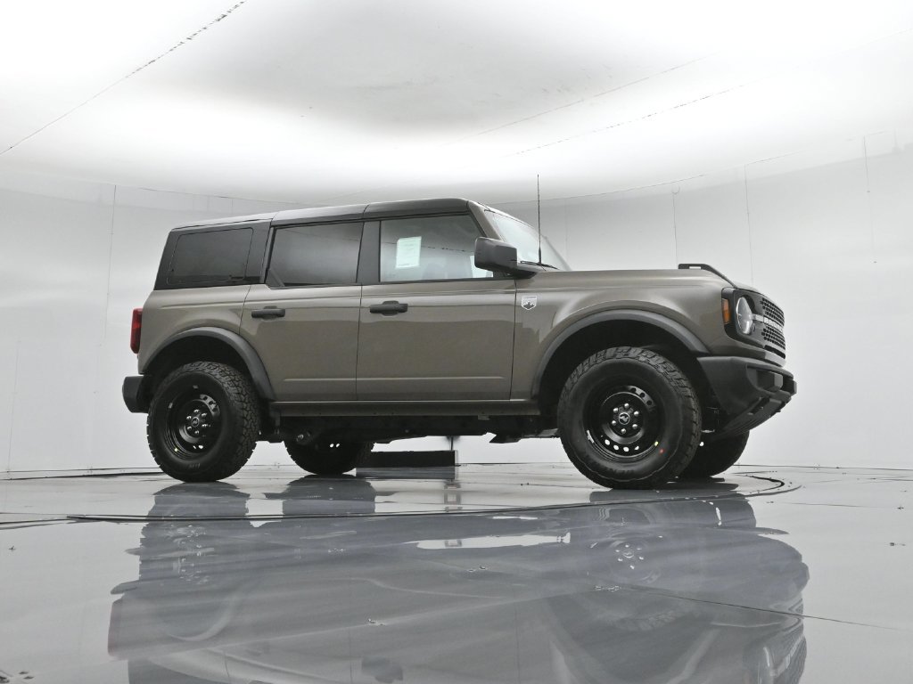 New 2026 Ford Bronco Big Bend AWD/4WD image 3