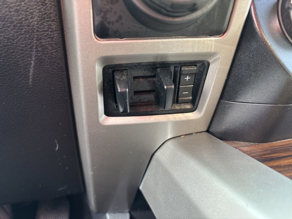 Used 2019 Ford F150 Lariat AWD/4WD image 33