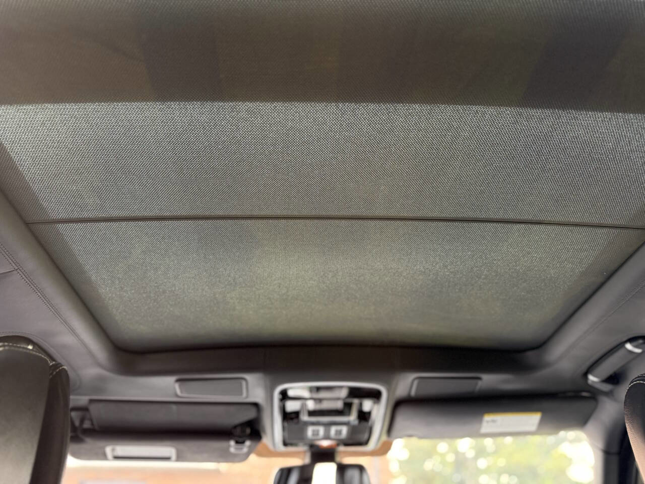 Used 2015 Land Rover Range Rover Autobiography image 25