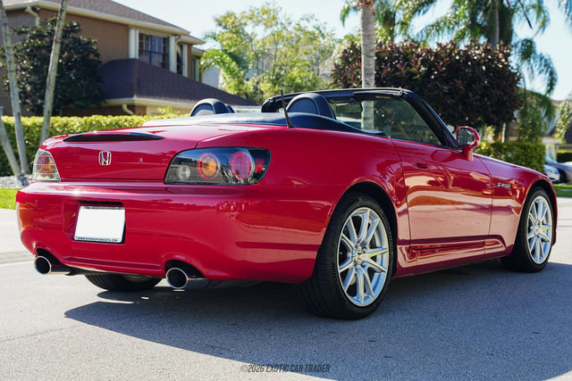 Used 2004 Honda S2000 image 8