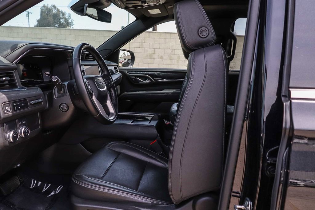 Used 2023 GMC Yukon Denali RWD image 20