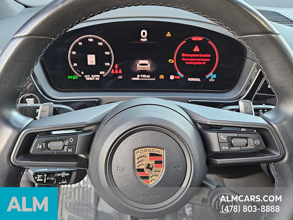 Used 2024 Porsche Cayenne S image 23