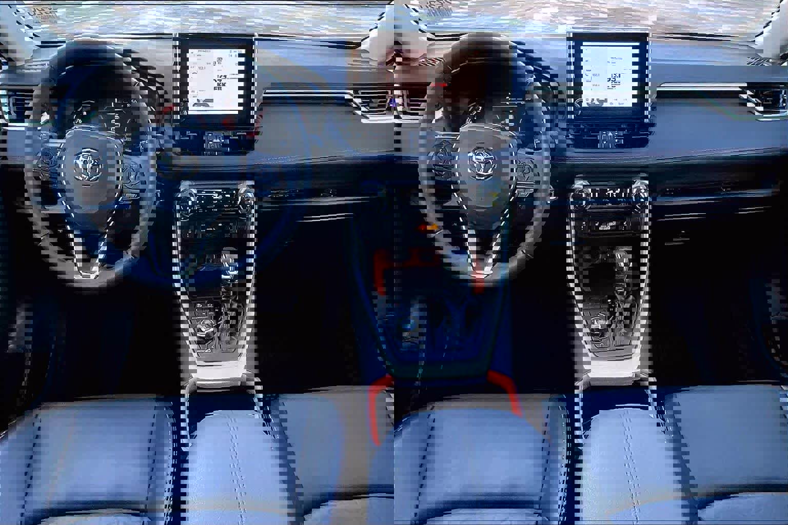 Used 2023 Toyota RAV4 Adventure image 18