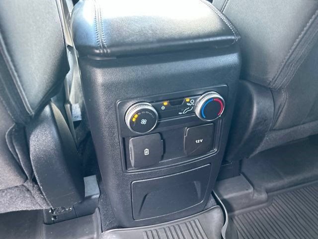 Used 2022 Ford Explorer XLT RWD image 40