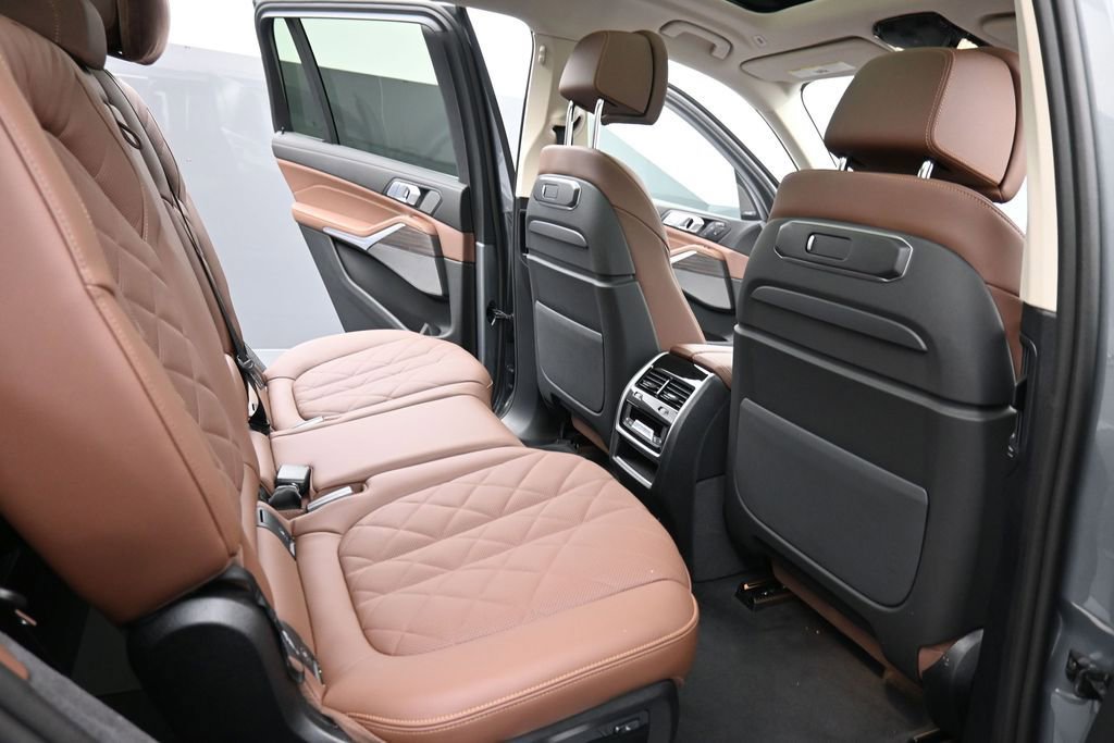 Used 2026 BMW X7 xDrive40i AWD/4WD image 20