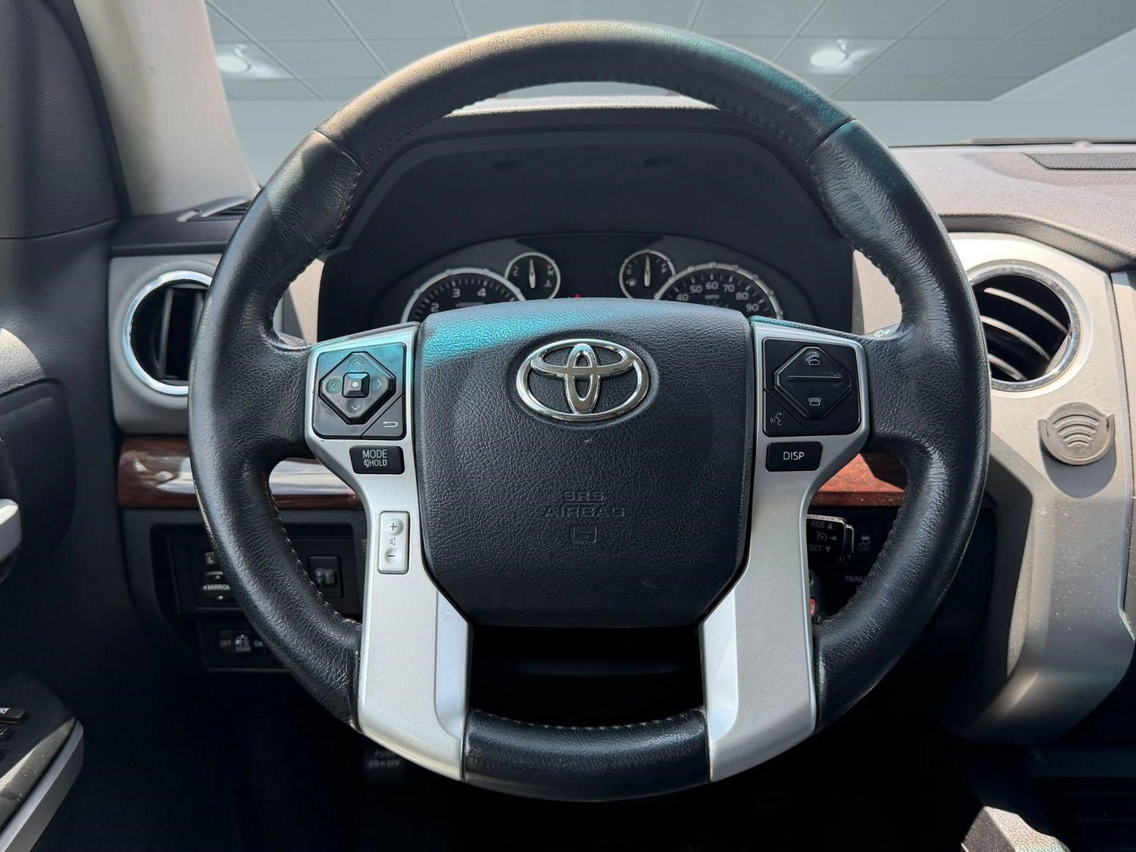 Used 2016 Toyota Tundra Limited w/ Limited Premium Package RWD image 11