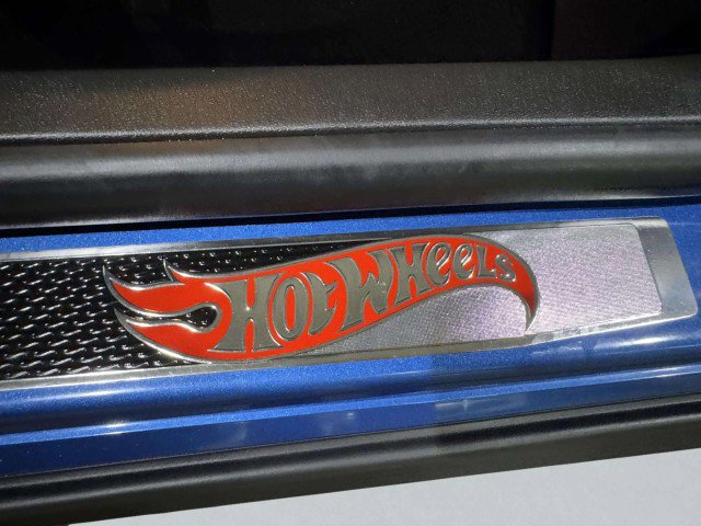 Used 2013 Chevrolet Camaro SS w/ Hot Wheels Special Edition image 32