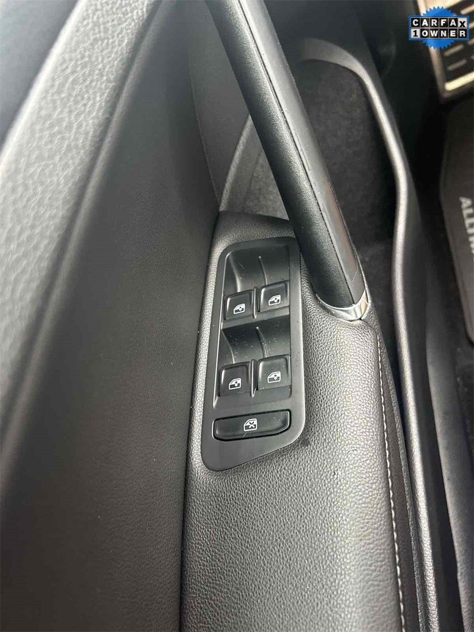 Used 2017 Volkswagen Golf Alltrack SE image 21