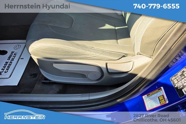 Used 2023 Hyundai Elantra SEL FWD image 16