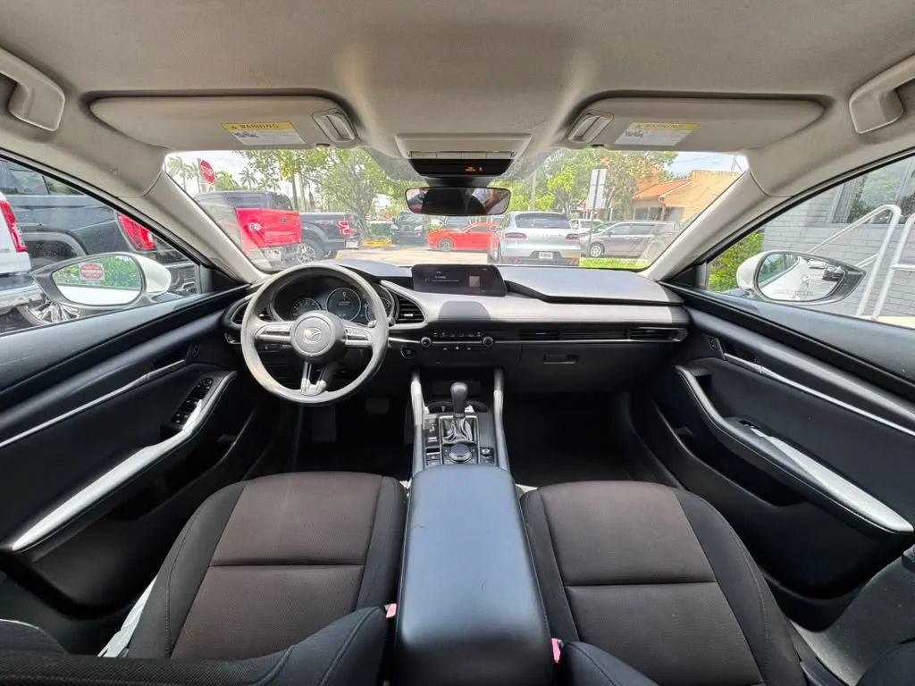 Used 2021 MAZDA MAZDA3 s FWD image 10