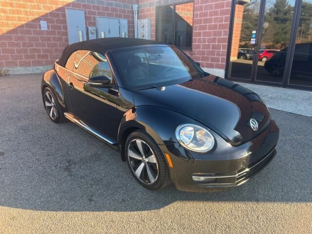 Used 2013 Volkswagen Beetle 2.0T FWD image 7