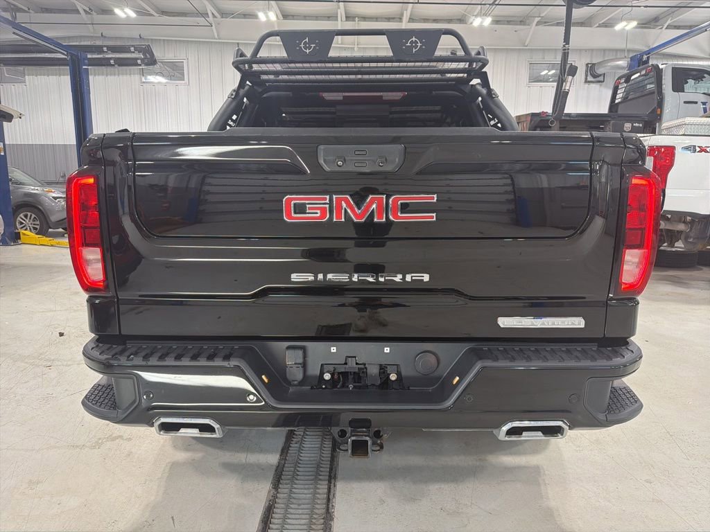 Used 2022 GMC Sierra 1500 Elevation w/ Elevation Premium Package AWD/4WD image 10