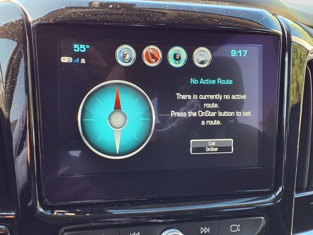 Used 2018 Chevrolet Traverse LT FWD image 16