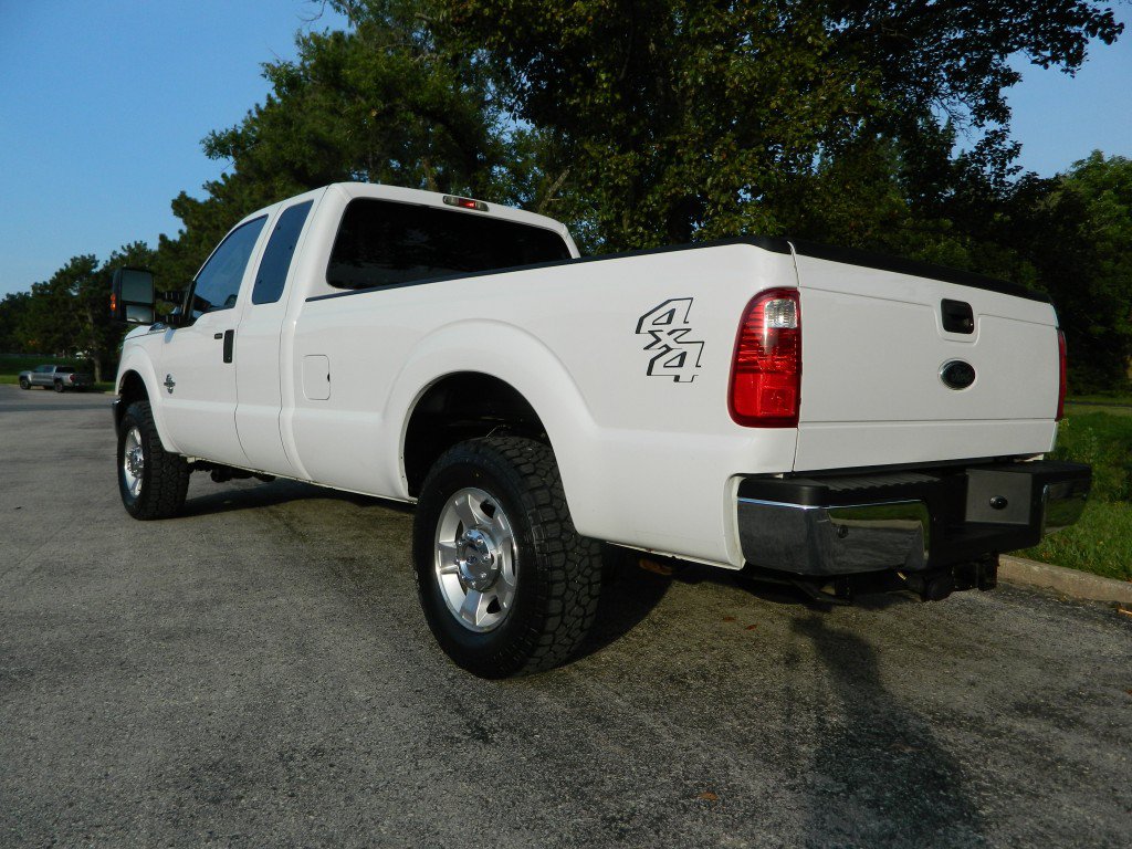 Used 2011 Ford F250 XLT w/ Advanced Security Group AWD/4WD image 21