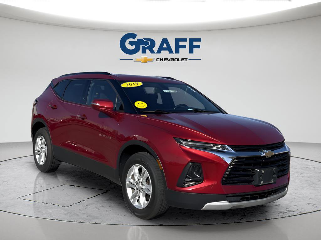 Used 2019 Chevrolet Blazer LT FWD image 2