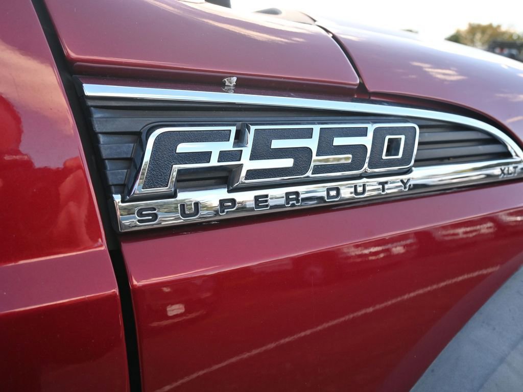 Used 2016 Ford F550 2WD Regular Cab Super Duty w/ XLT Interior Package image 15