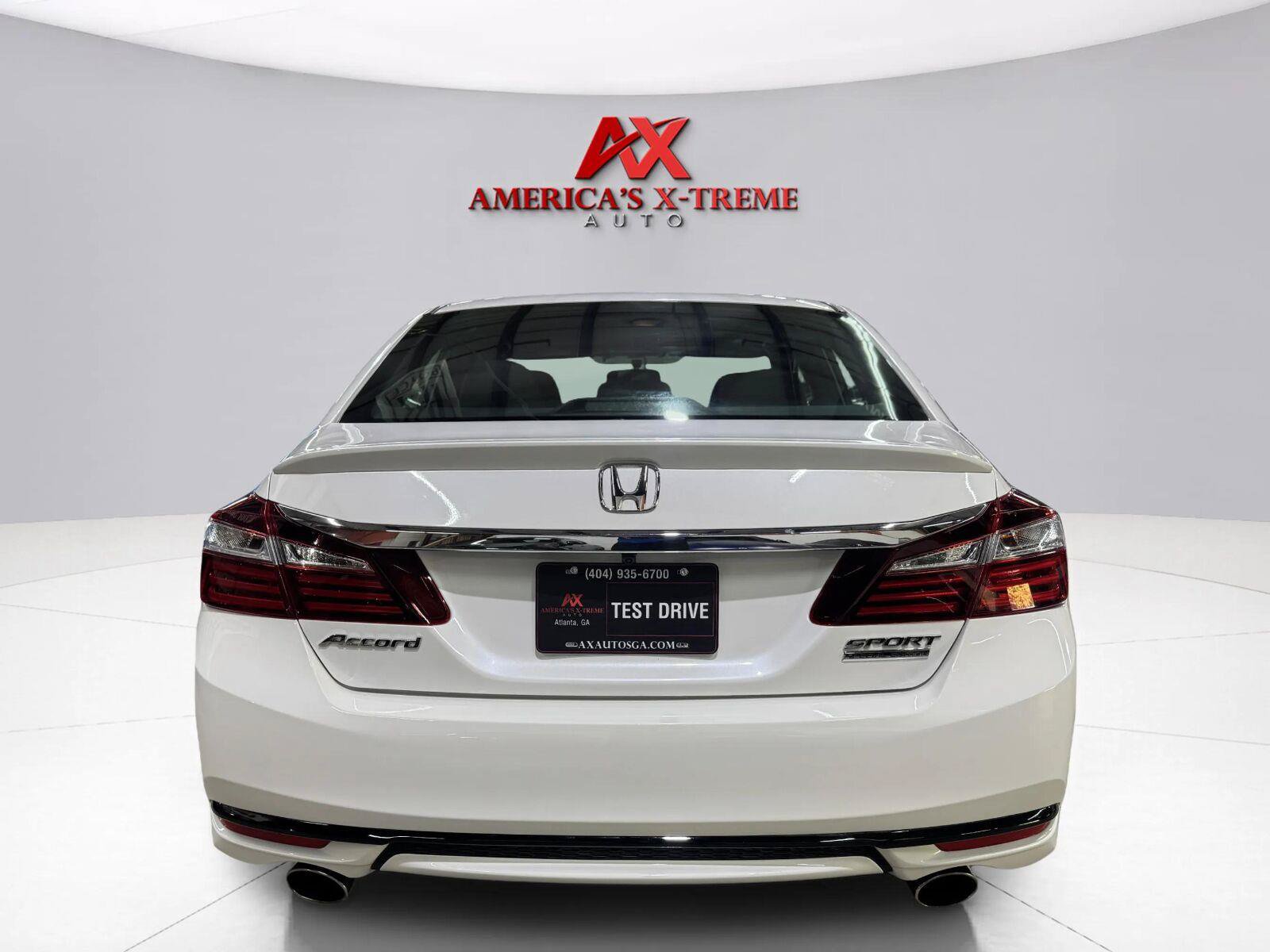 Used 2017 Honda Accord Sport Special Edition image 6