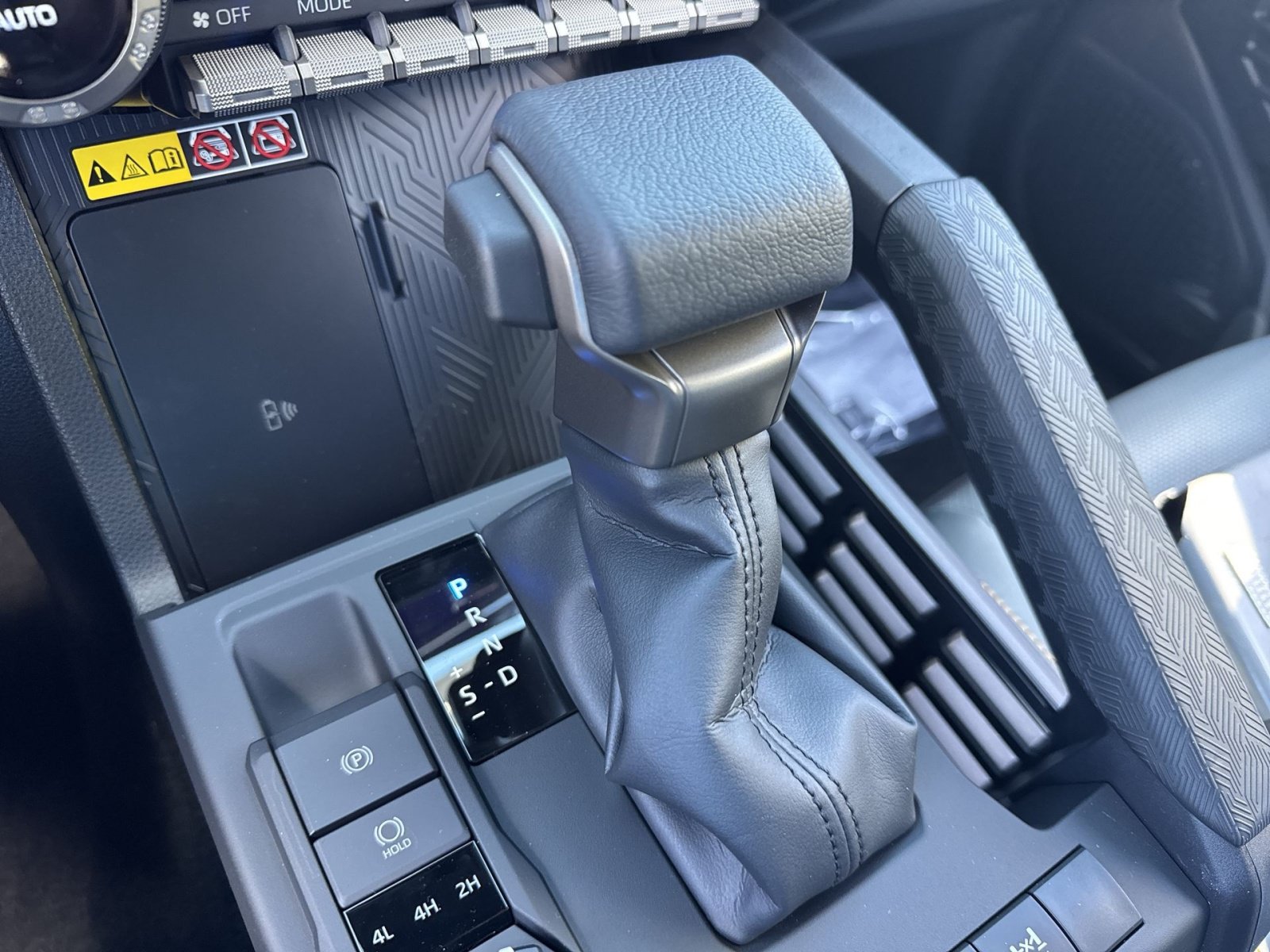 New 2026 Toyota 4Runner Trailhunter AWD/4WD image 30
