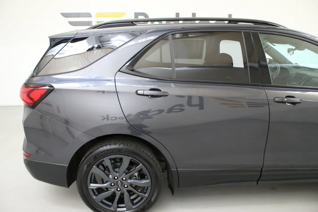 Used 2023 Chevrolet Equinox RS AWD/4WD image 10