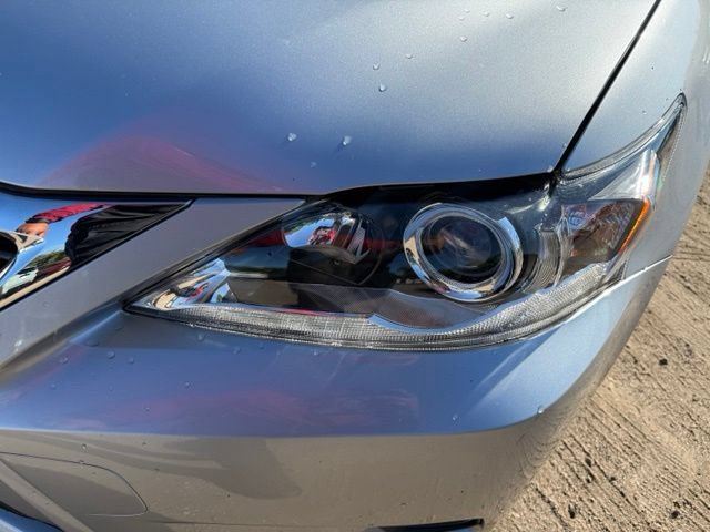 Used 2015 Lexus CT 200h FWD image 9